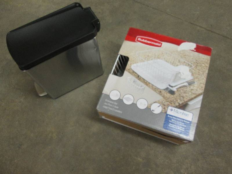 Small Step Waste Bin, small dent, R...