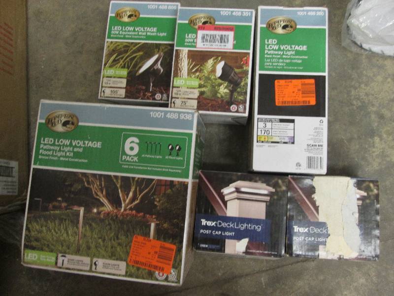 Lot of 6 Assorted Outdoor Lighting...
