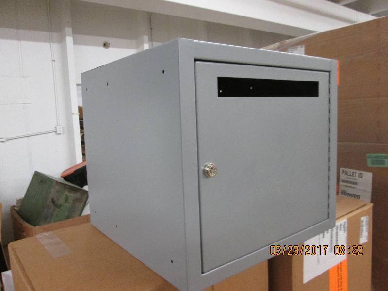 2 new lock boxes keys included...