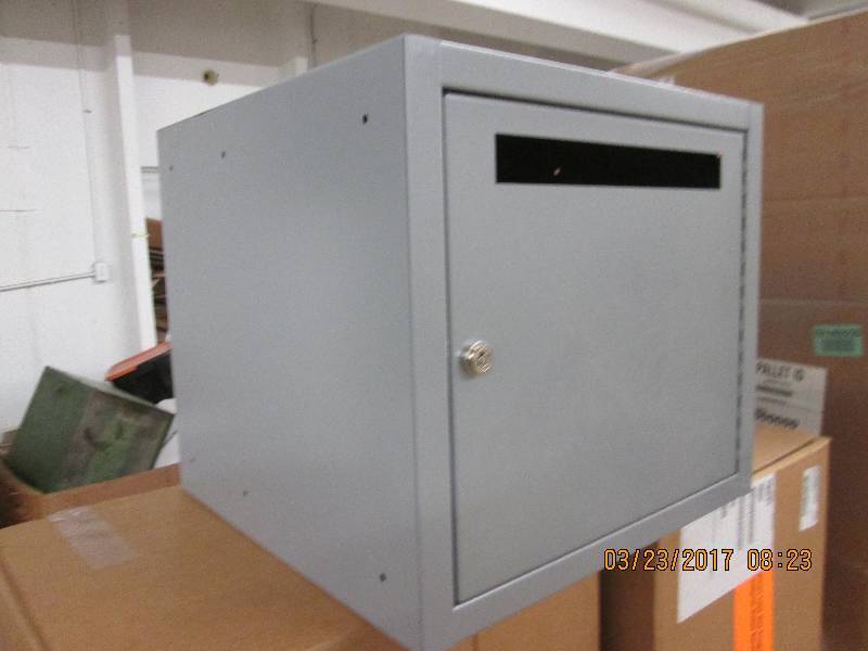 2 new lock boxes keys included...