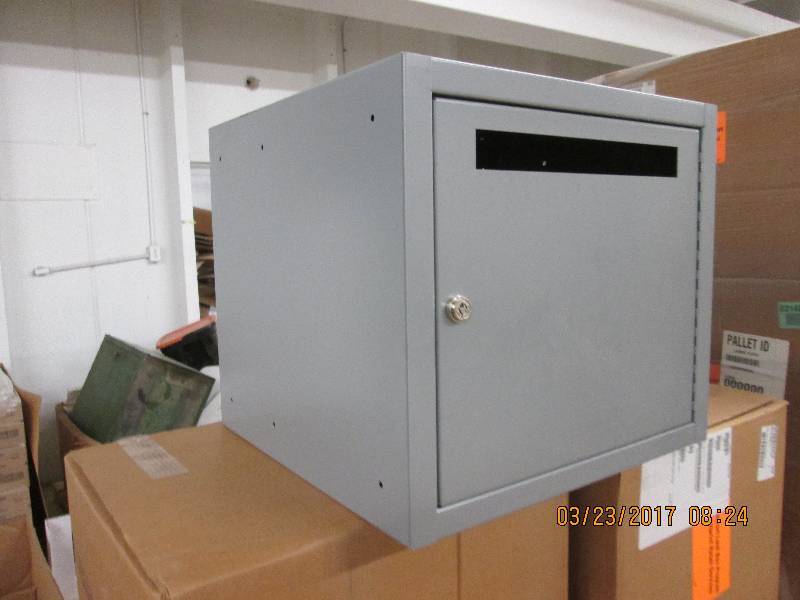 2 new lock boxes keys included...