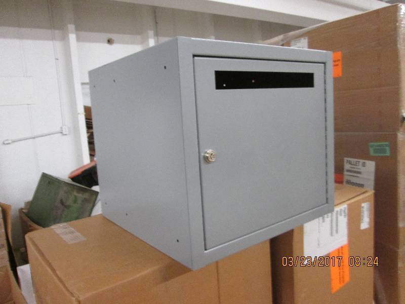 2 new lock boxes keys included...