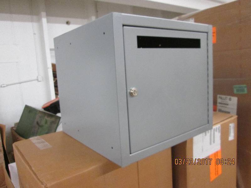 2 new lock boxes keys included...