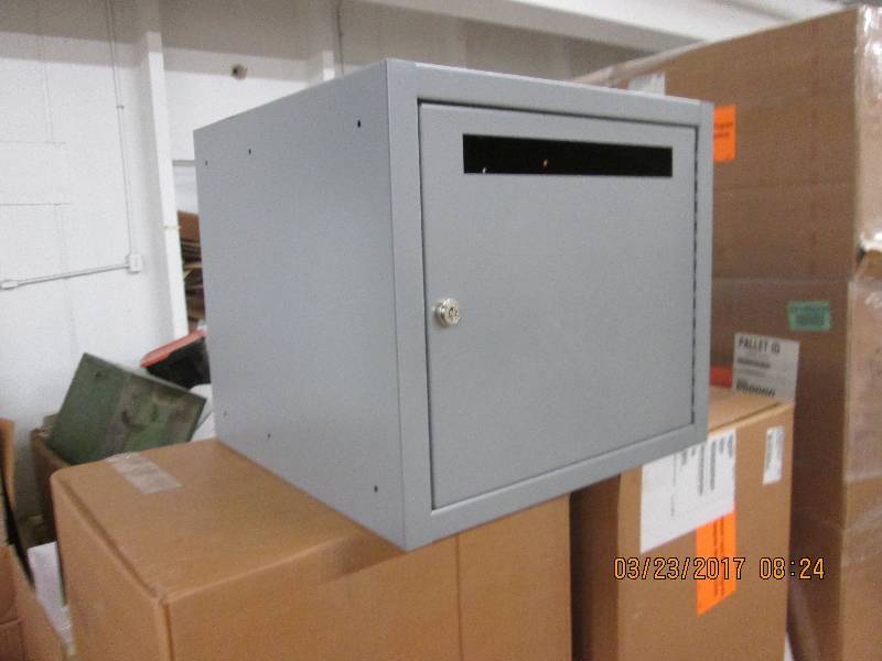 2 new lock boxes keys included...
