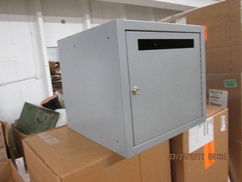 2 new lock boxes keys included...