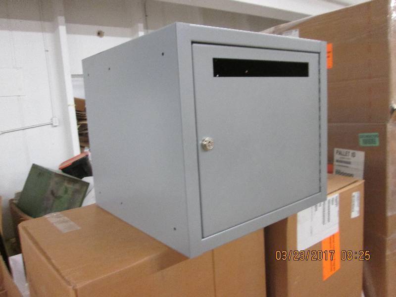 2 new lock boxes keys included...