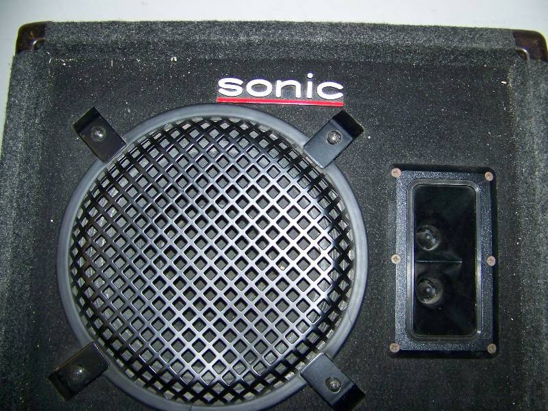 lot 36 image: Sonic, M110T, Stage Monitor  Speaker