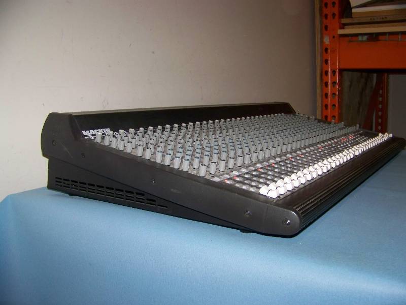 lot 30 image: Mackie, SR Series, 32-4-2, 32-Channel, 4-Bus Mixing Console