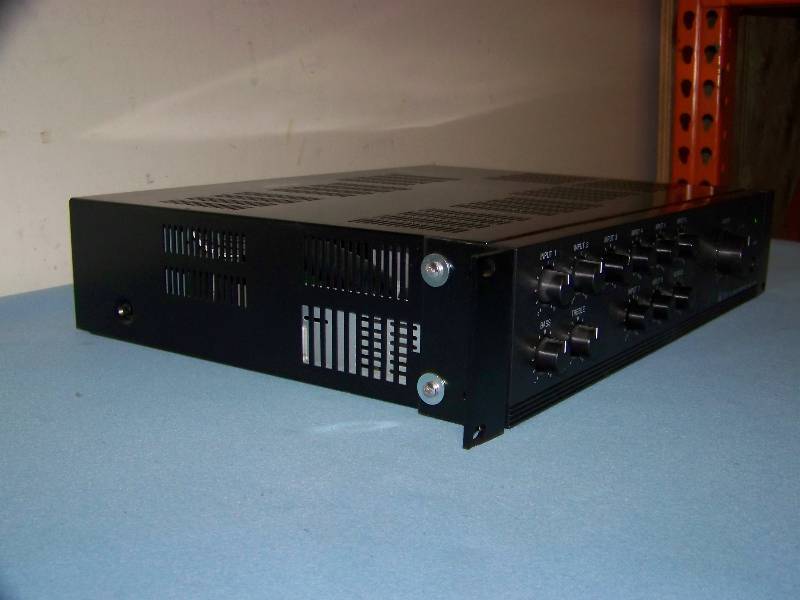 lot 102 image: TOA, 700 Series, 9-Channel, 60 Watt Mixer  Amplifier  Amp