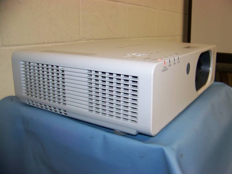 lot 9 image: Panasonic, PT-FW430U, LCD Projector with HDMI Input
