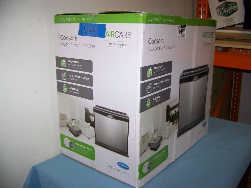 lot 140 image: Aircare, Decor Series, Console Evapotative Humidifier - NEW in Original Box