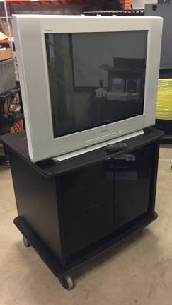 lot 127 image: Sony, 32, Trinitron, CRT, Color TV with Remote Control on Rolling, TV Cart