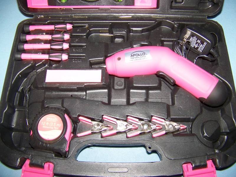lot 156 image: Apollo, Pink Tools in Pink Case