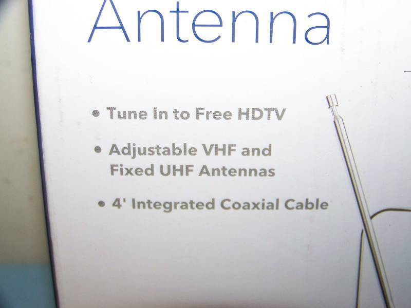 lot 76 image: Insignia, Indoor, HDTV Antenna