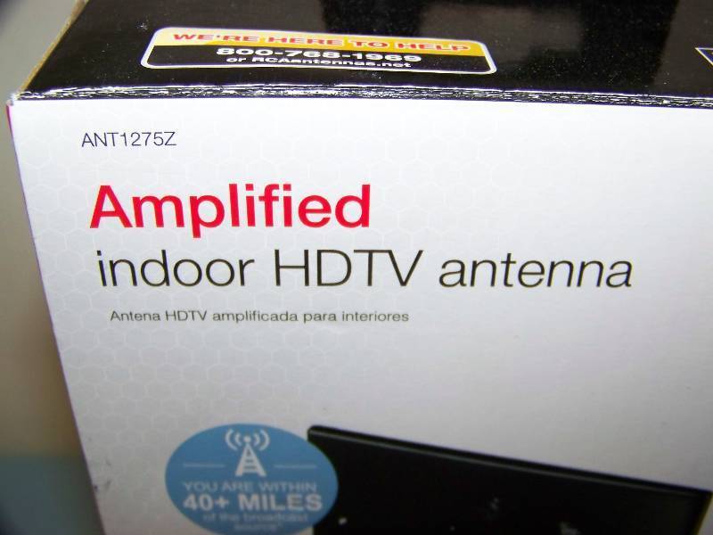 lot 78 image: RCA, Amplified, Indoor, HDTV Antenna