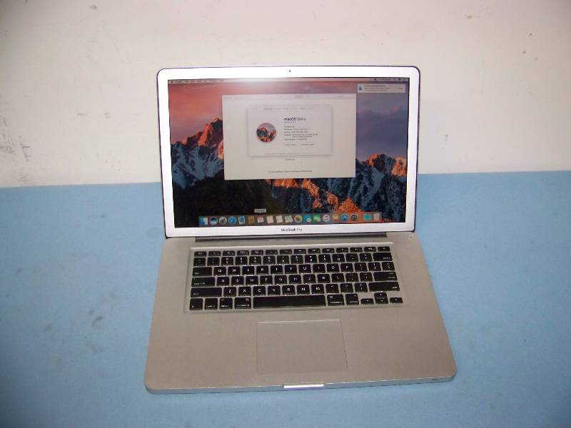 lot 50 image: Apple, 15, MacBook Pro, Laptop Computer
