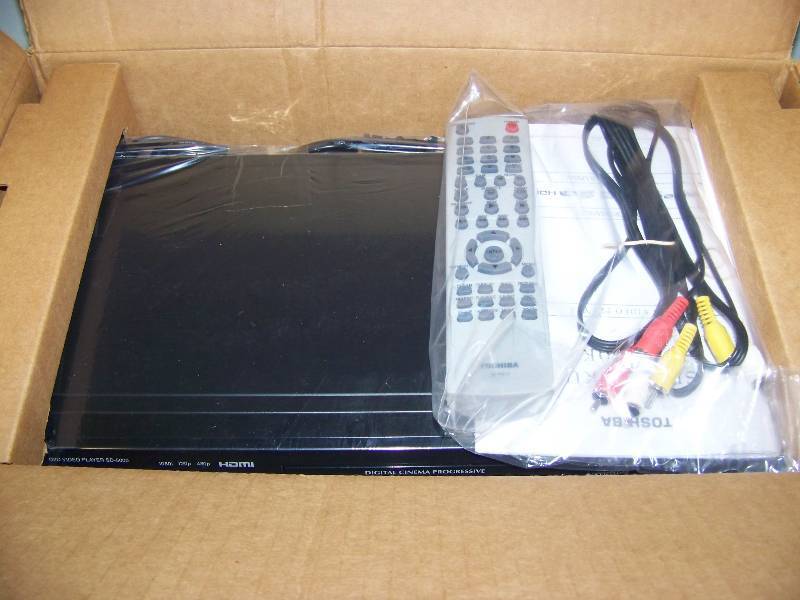 lot 92 image: Toshiba, DVD  CD Player with Remote Control in Original Box