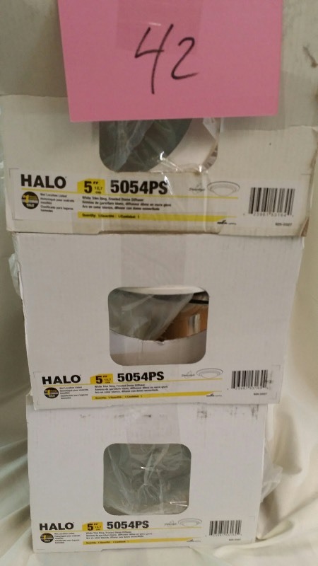 lot 42 image: Halo 5054PS Recessed Lighting Trim, 5 Line Voltage Dome Lens Shower Trim - White with Frosted Lens 3pcs Set