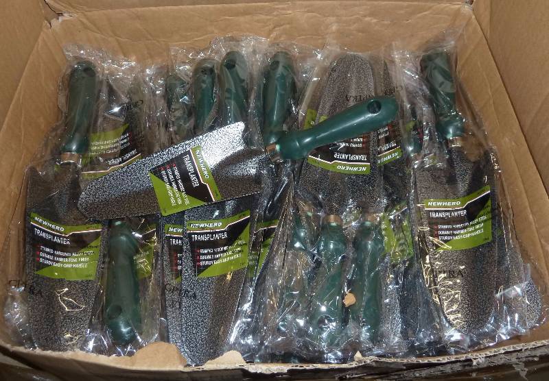Case of 160 New garden transplant shovels - metal shovel, plastic handle