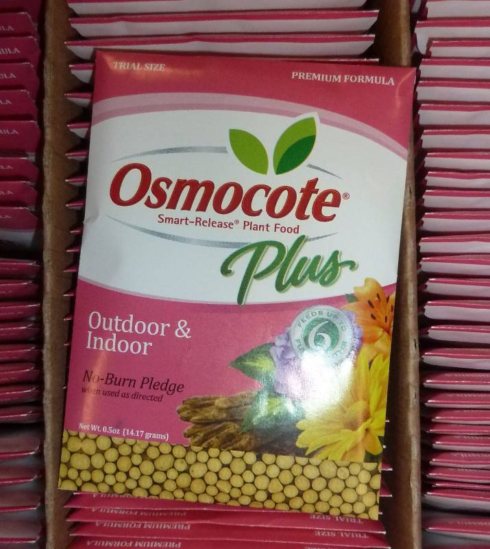 8lb can of Osmocote Plus indooroutdoor plant food fertilizer 9-10-15 - had individual packages and transferred it into containers