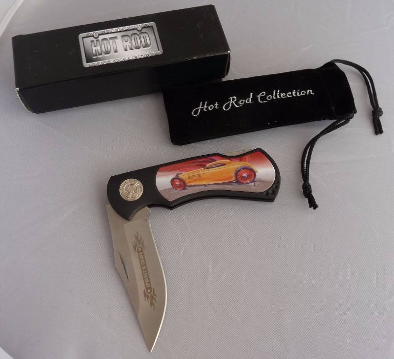 10 new Hot Rod Speedster Knives, individually boxed and with velvet pouch