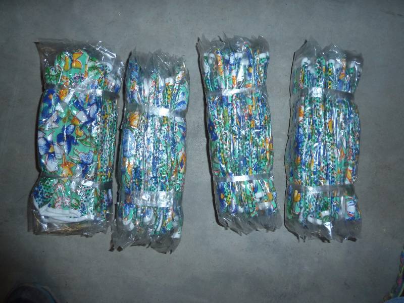 4 dozen garden gloves