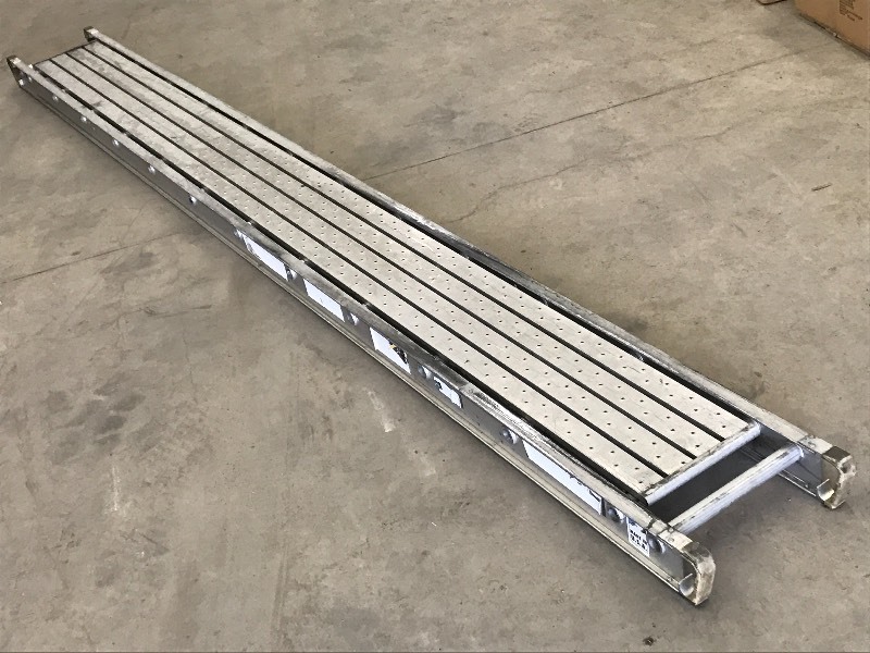 lot 10 image: Werner Aluminum Scaffolding Plank