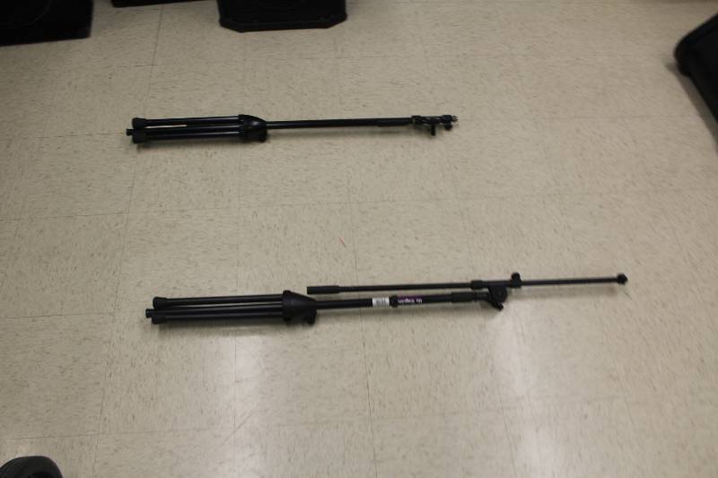 lot 162 image: Lot of (5) Microphone Stands