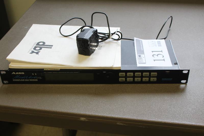 lot 131 image: Alesis MidiVerb 18-Bit Fully Integrated Extended Range Signal Dual Channel Parallel Processor w Operation Manual