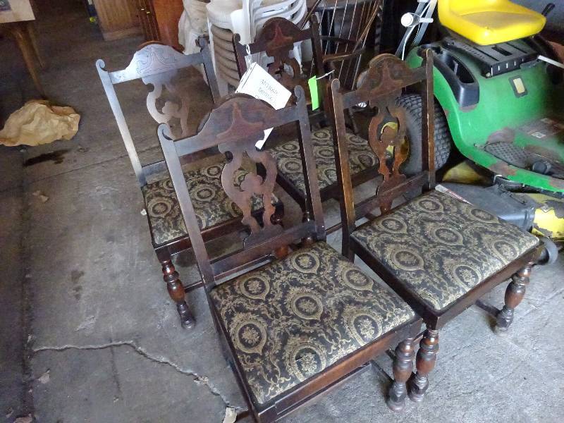 lot 3 image: (4) Ornate Antique Chairs