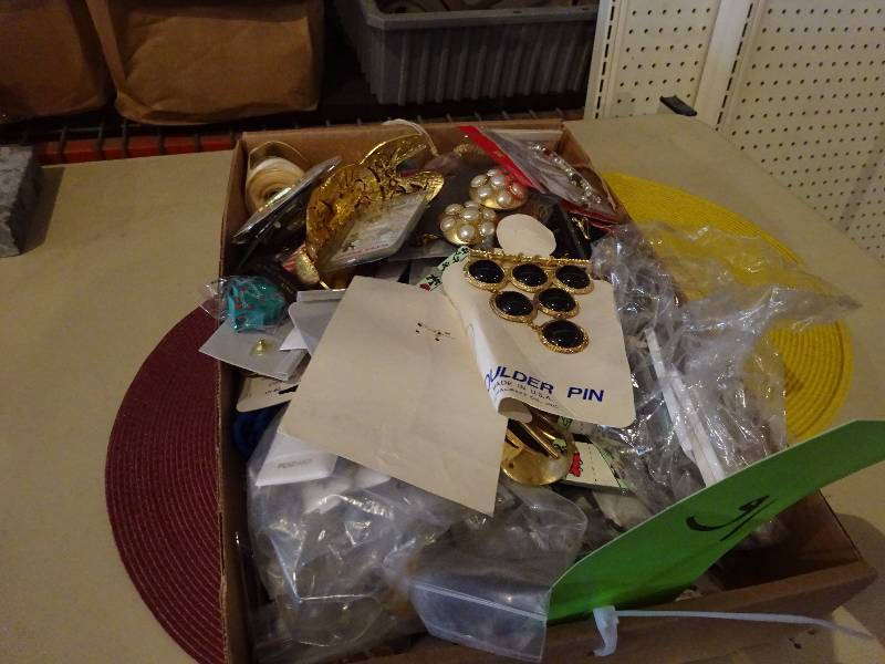 lot 6 image: Flat of New Costume Jewelry and KnickKnacks
