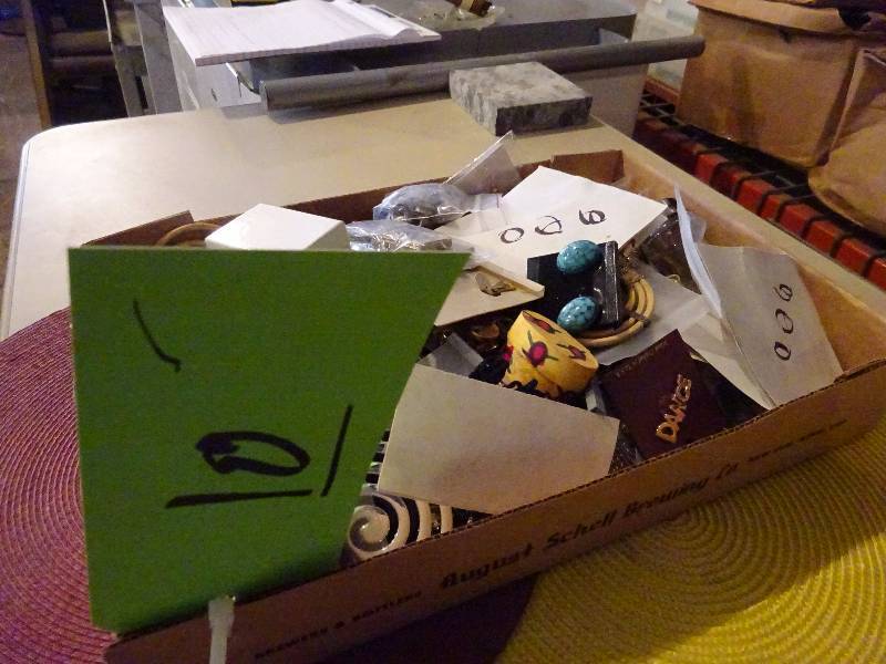 lot 10 image: Flat of New Costume Jewelry and KnickKnacks
