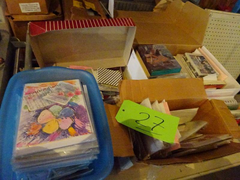 lot 27 image: Huge Lot of NoteGreeting Cards