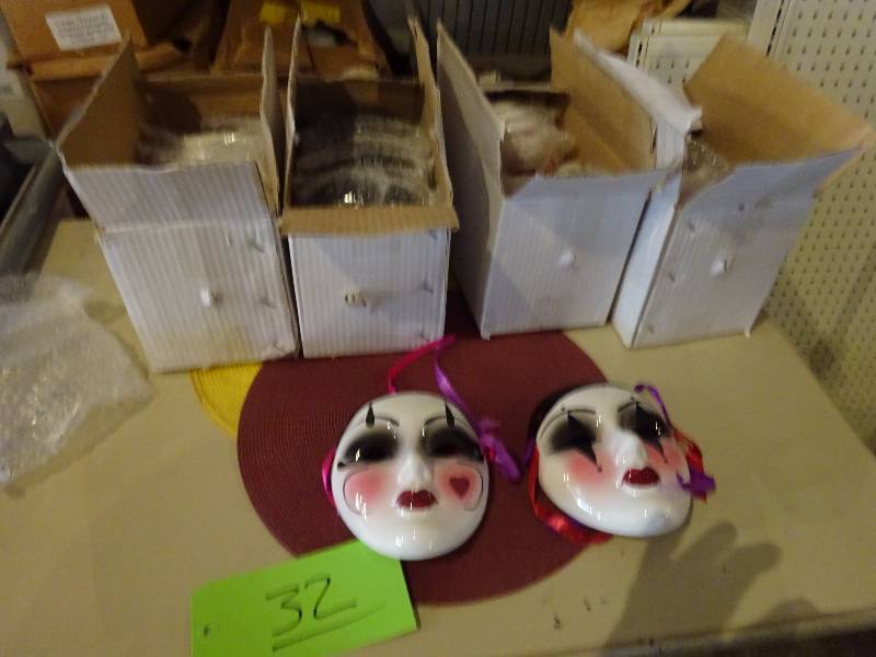 lot 32 image: Lot of Porcelain Masks