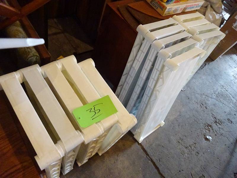 lot 35 image: White Plastic Shelves