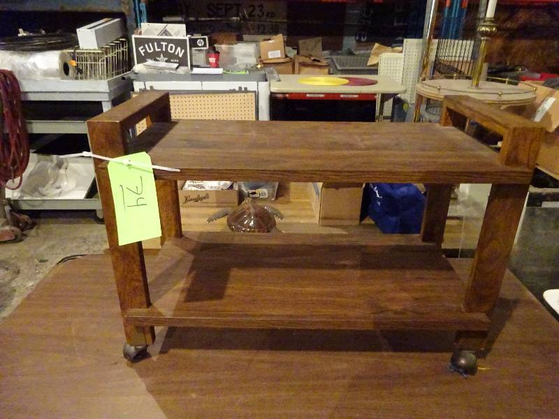 lot 74 image: Rolling 50s Side Table