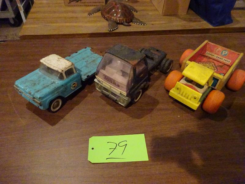lot 79 image: Old Toy Trucks