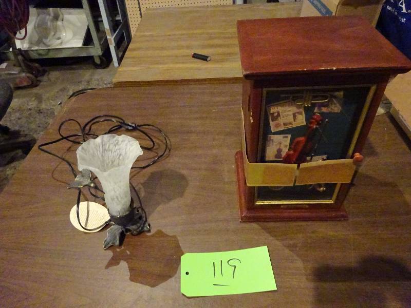 lot 119 image: Humingbird Lamp, CD Case
