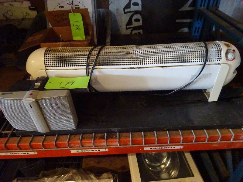 lot 179 image: 2 Electric Heaters