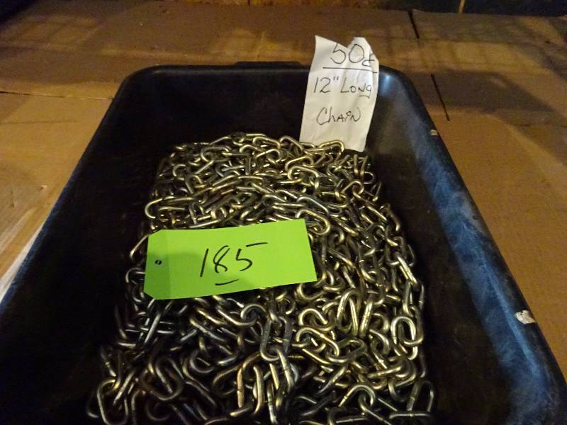 lot 185 image: 50 12 Pieces of Chain