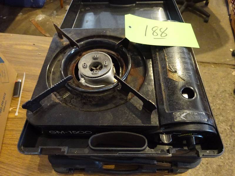 lot 188 image: (3) GlobeMaster Stoves