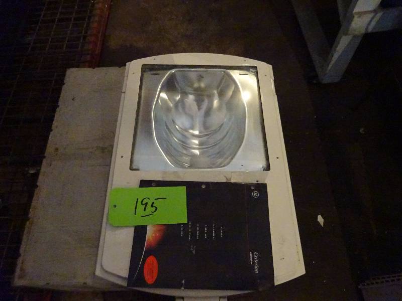 lot 195 image: Huge Outdoor Lighting Fixture