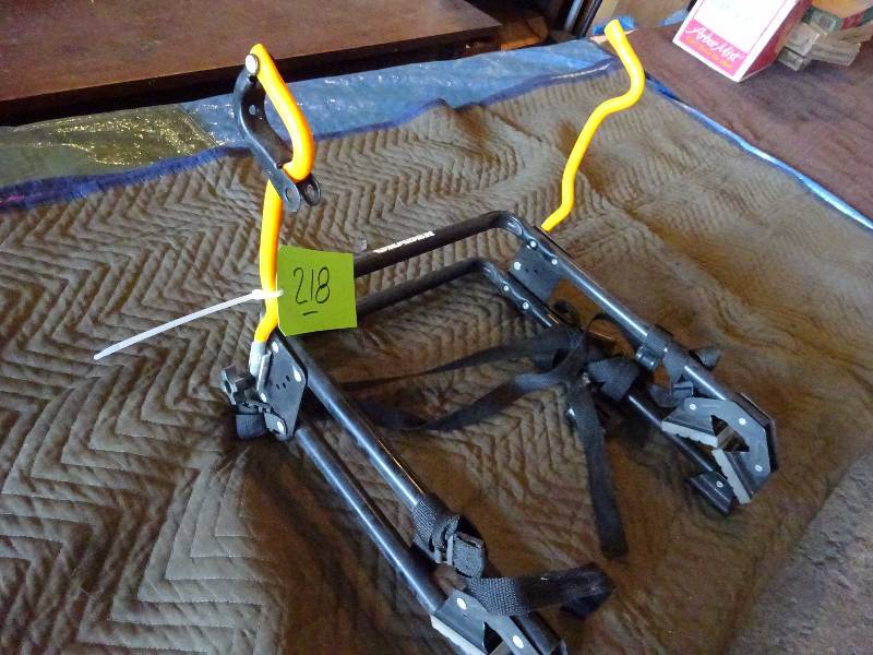 lot 218 image: Grabber Bike Rack