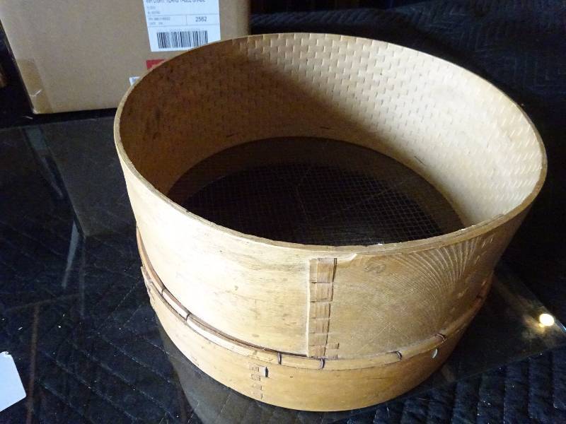 lot 231 image: Wood Thing