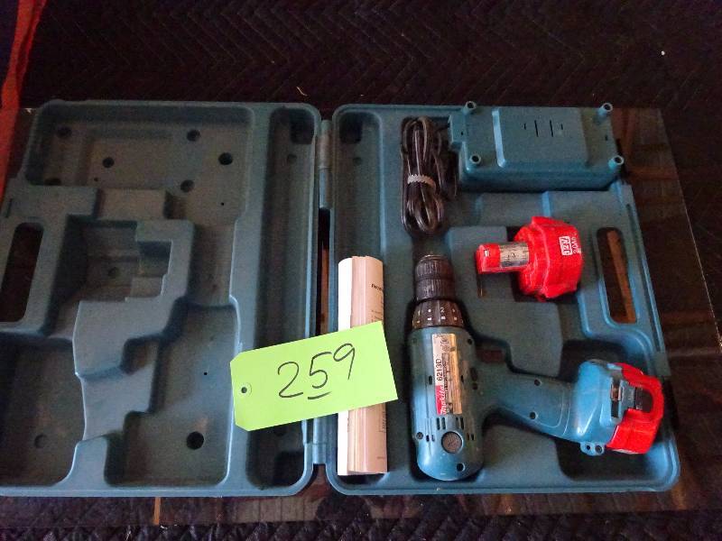 lot 259 image: Makita DriverDrill