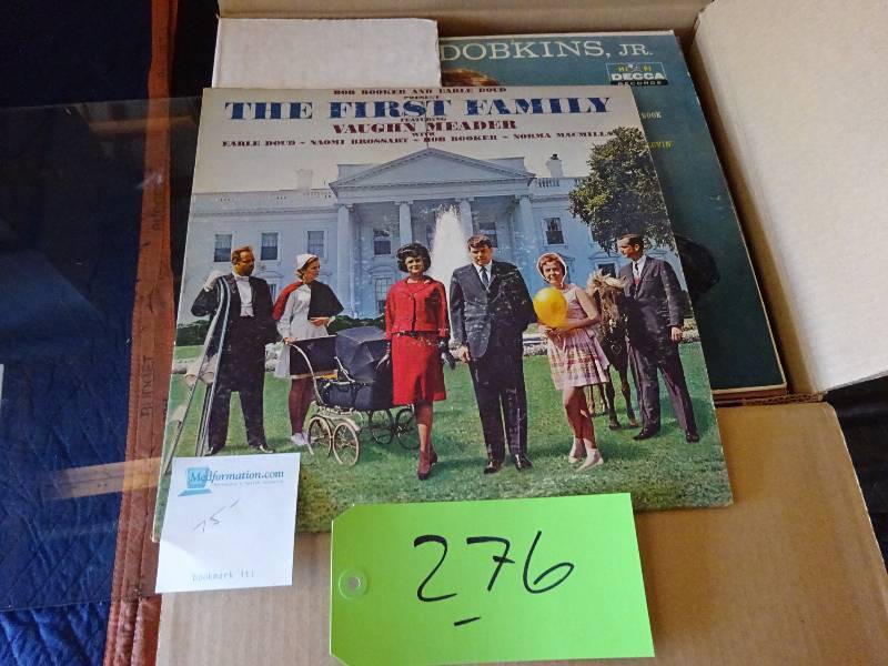 lot 276 image: Old LPs