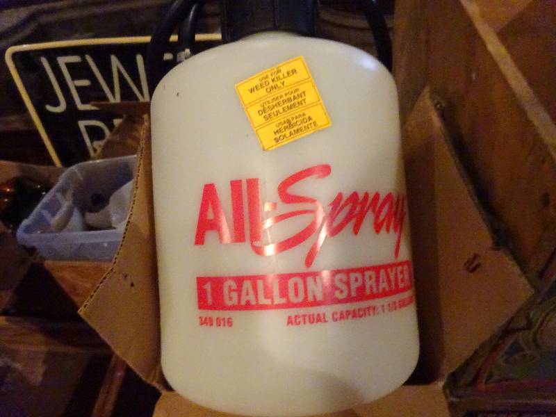 lot 311 image: Sprayer
