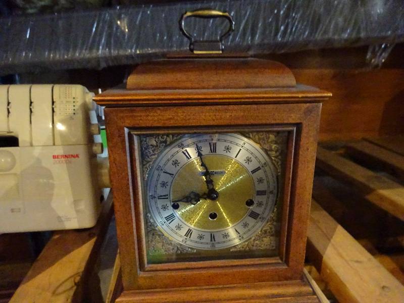 lot 371 image: Clock