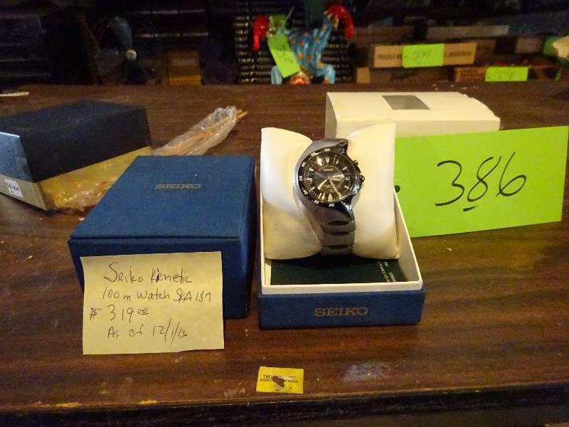 lot 386 image: Sieko Watch SKA 187