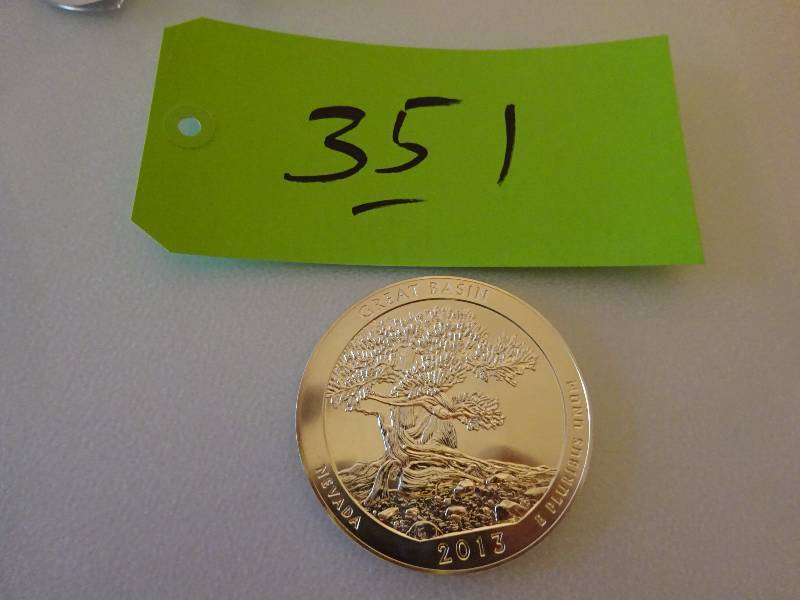 lot 351 image: 5oz Sterling Quarter Replica